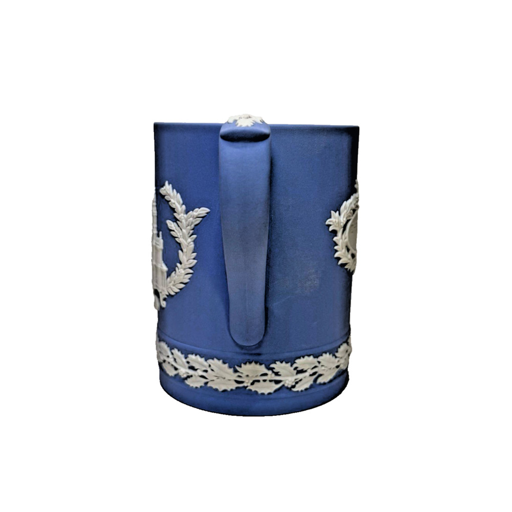 Vintage Wedgwood Jasperware St. Paul's Cathedral Christmas 1972 Mug NIB w Manual - Picture 5 of 15